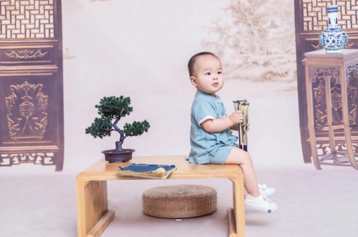 神农架蜡笔小新美伢怀孕